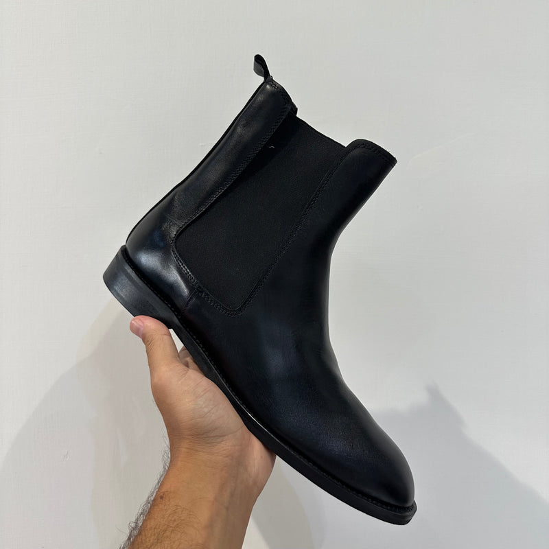 Scarpa beatles in vera pelle