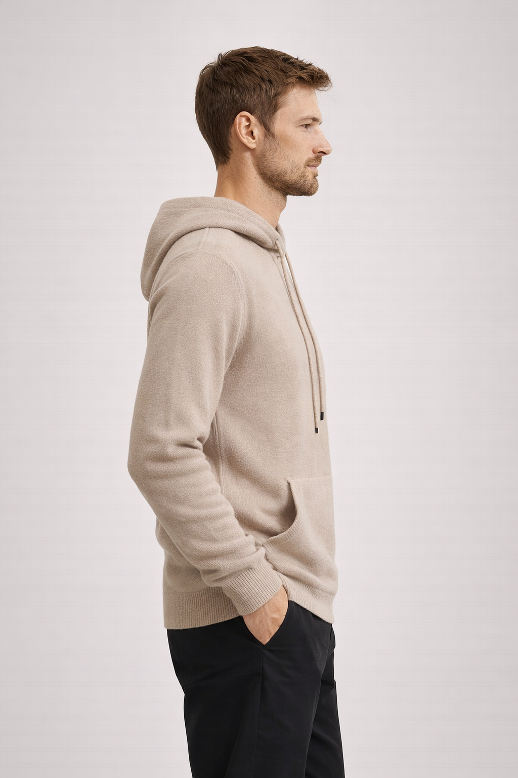 MAGLIONE CON  CAPPUCCIO E TASCHE MISTO LANA
