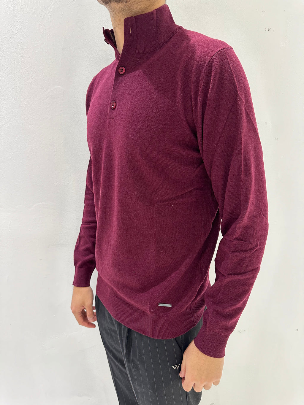 MAGLIONE MEZZO COLLO CON BOTTONI MISTO CACHEMIRE