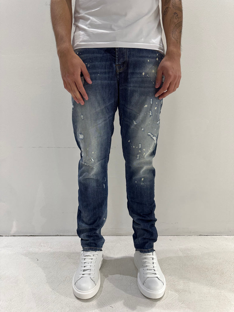 JEANS SLIM FIT CON SCHIZZI MEDI