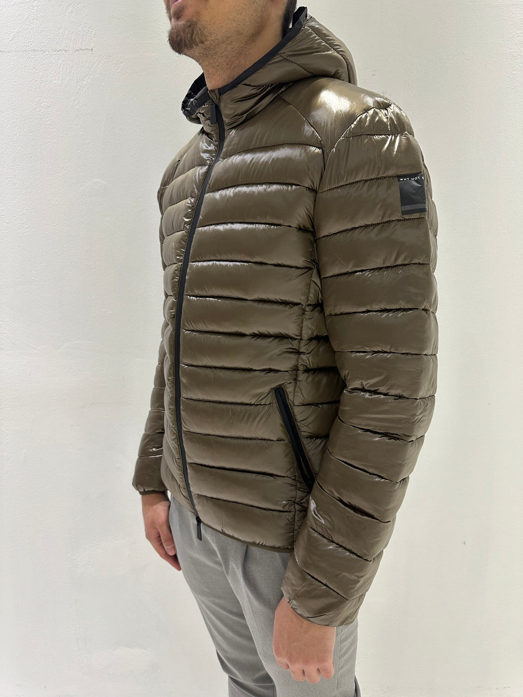 GIUBBOTTO CON ZIP TERMOSALDATE E CAPPUCCIO