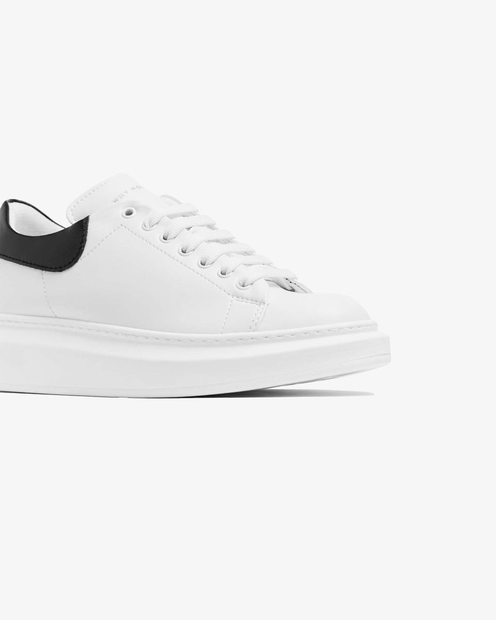 Sneakers in Vera Pelle con suola Alta