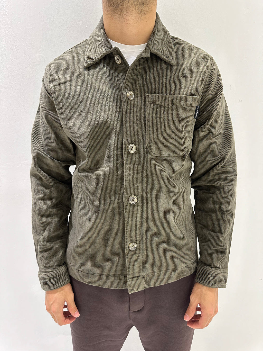 CAMICIA IN VELLUTO CON BOTTONI