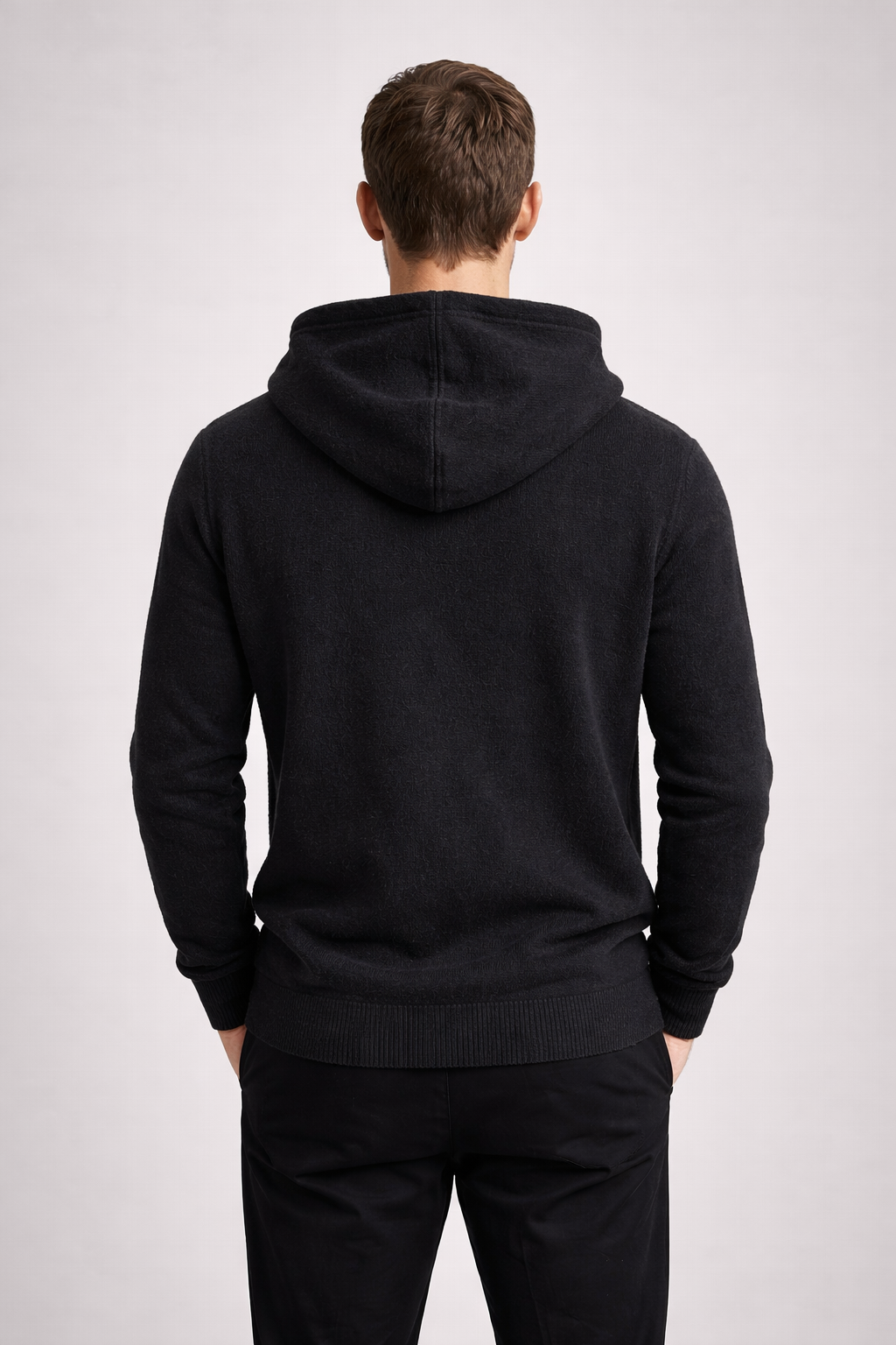 MAGLIONE CON  CAPPUCCIO E TASCHE MISTO LANA