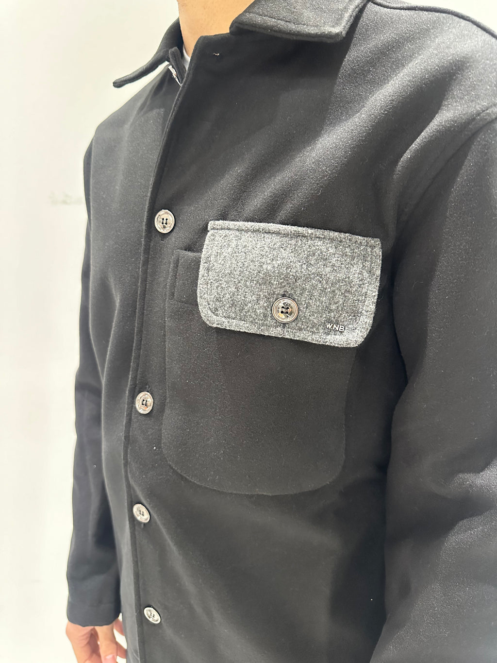 CAMICIONE CON PATTINA A CONTRASTO