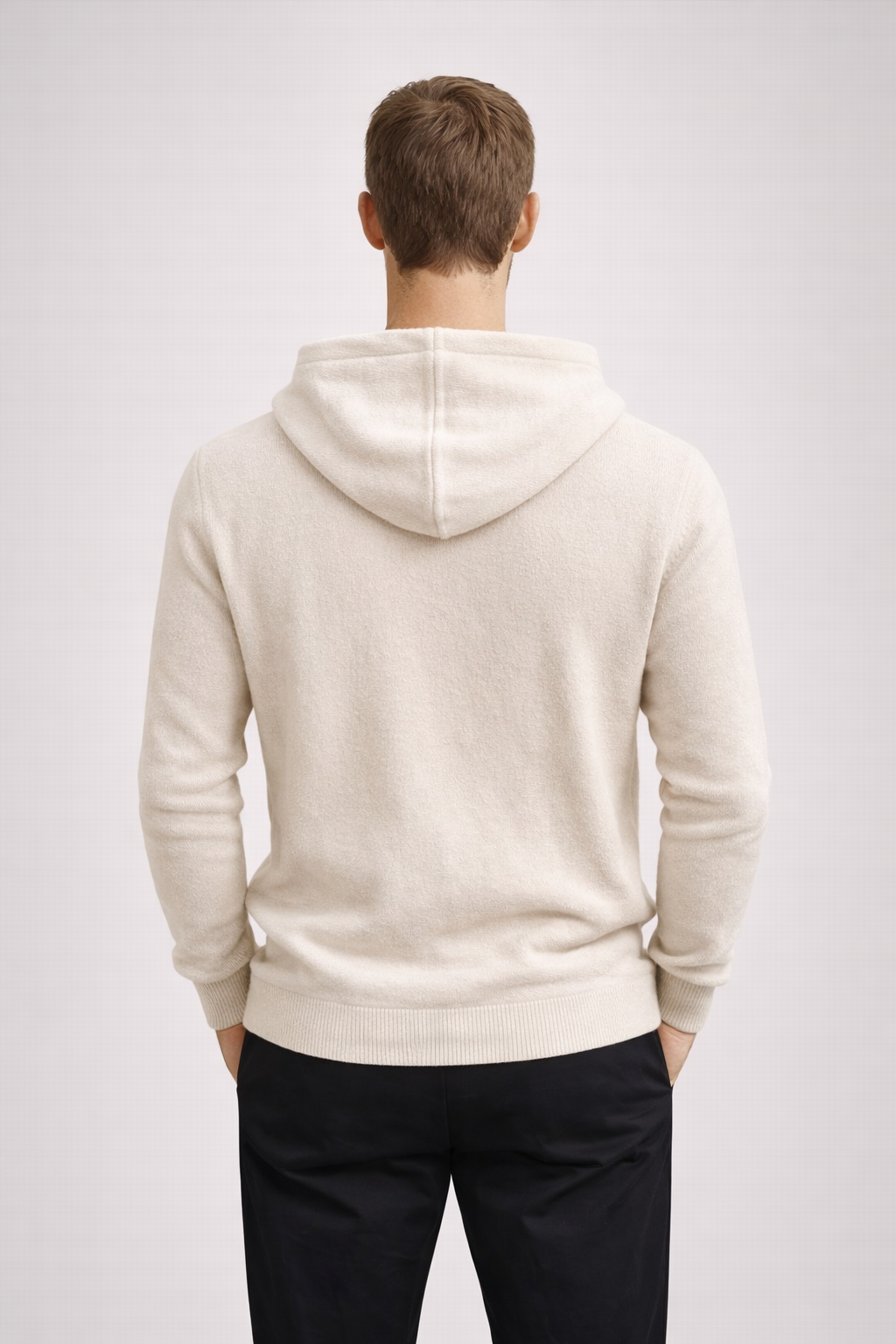 MAGLIONE CON  CAPPUCCIO E TASCHE MISTO LANA
