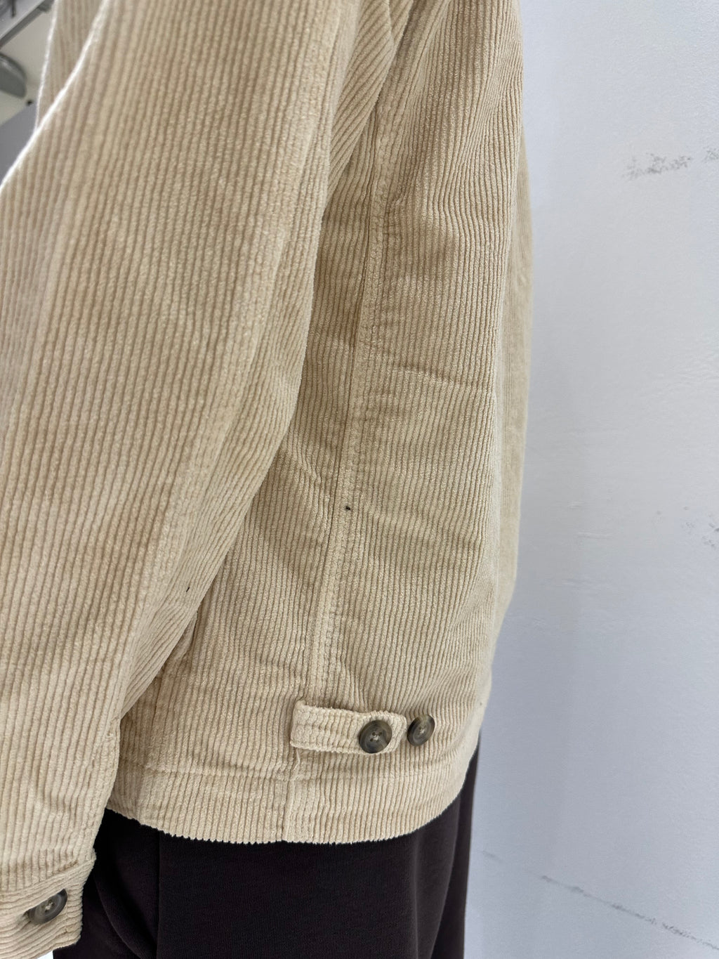 CAMICIA IN VELLUTO CON BOTTONI