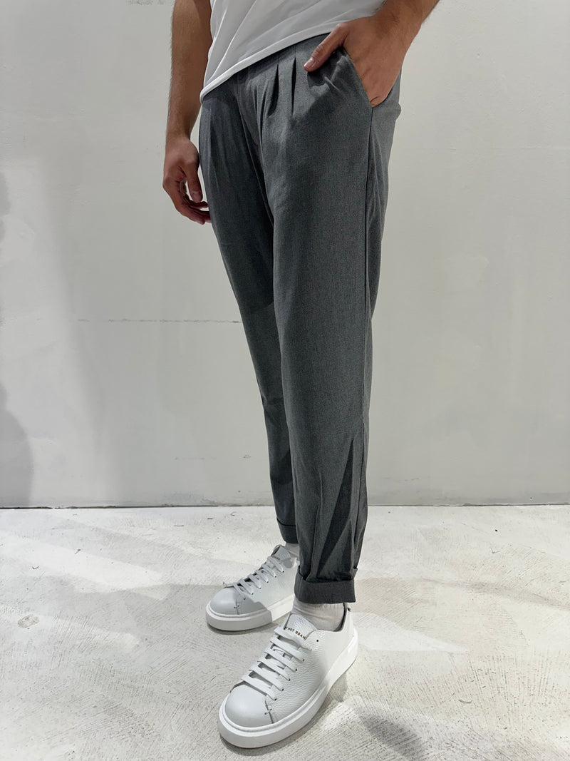 PANTALONE MORBIDO CON RISVOLTO