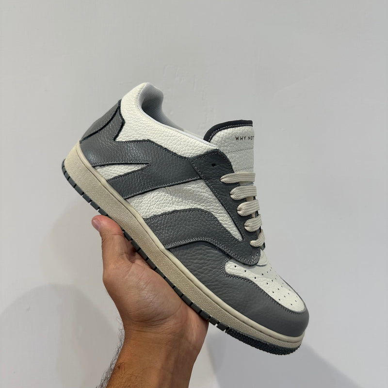 Sneakers in vera pelle bottolato