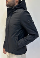 Parka corto con cappuccio