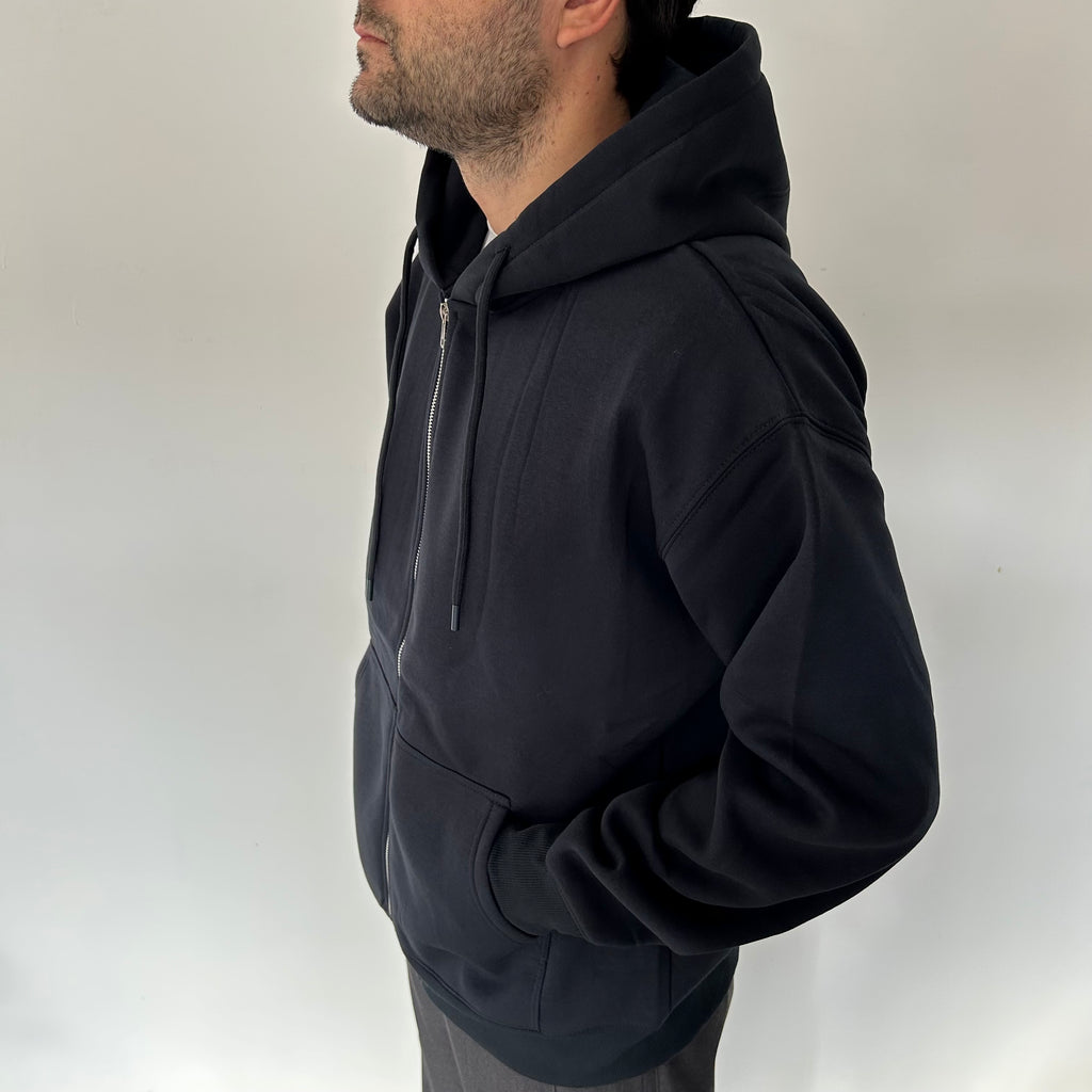 FELPA CON CAPPUCCIO E ZIP