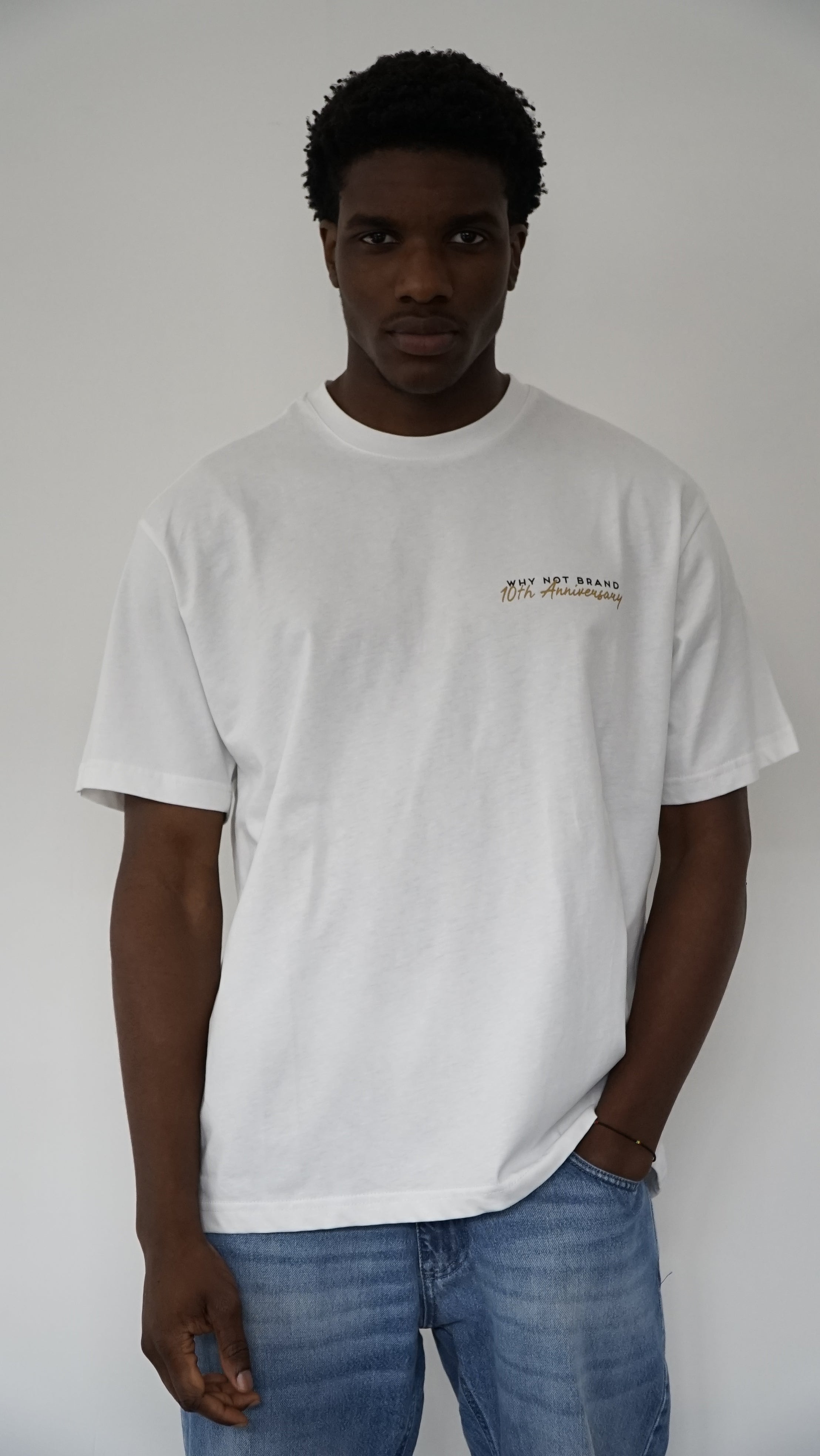 T-SHIRT W ANNIVERSARY