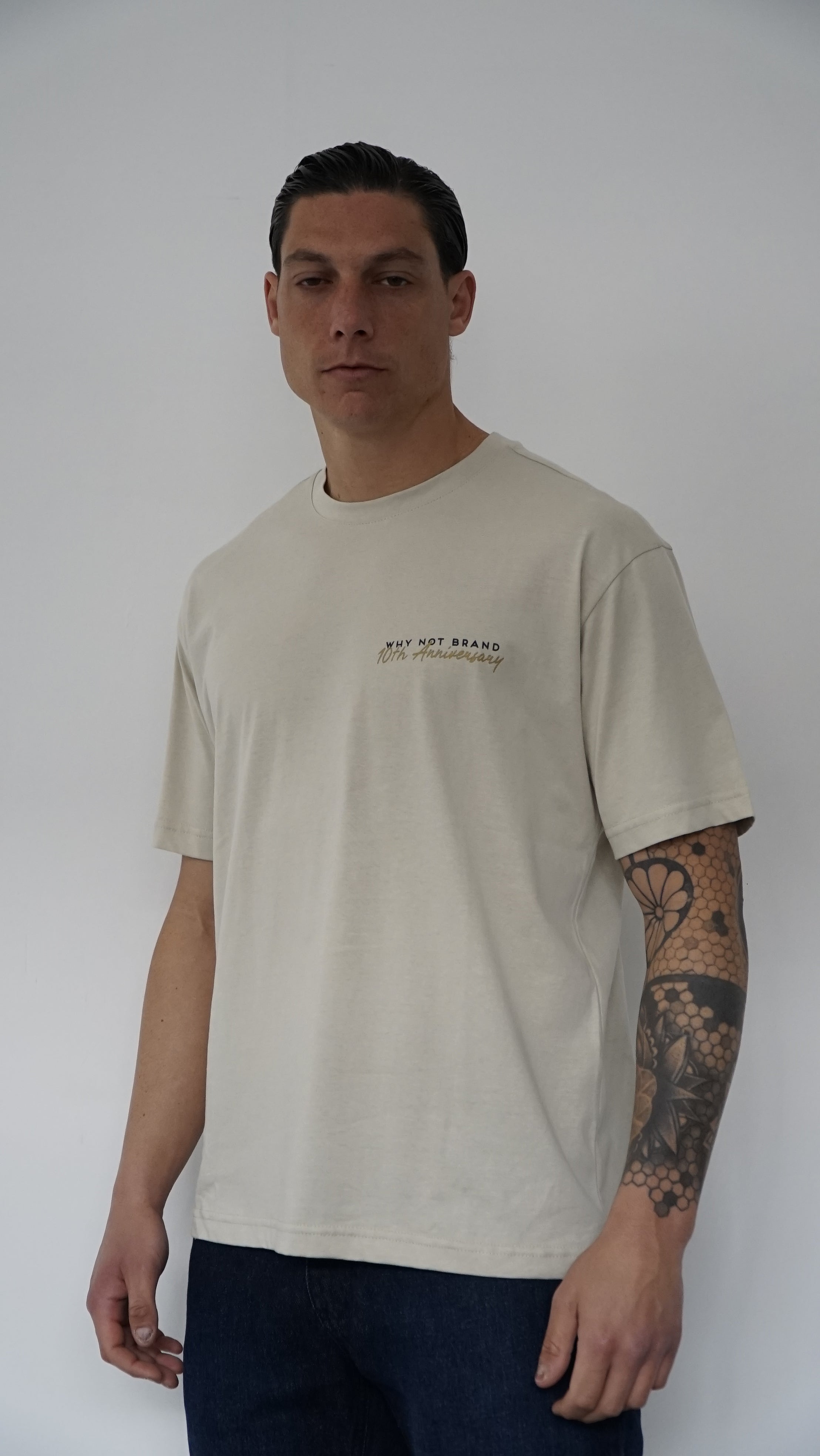T-SHIRT W ANNIVERSARY