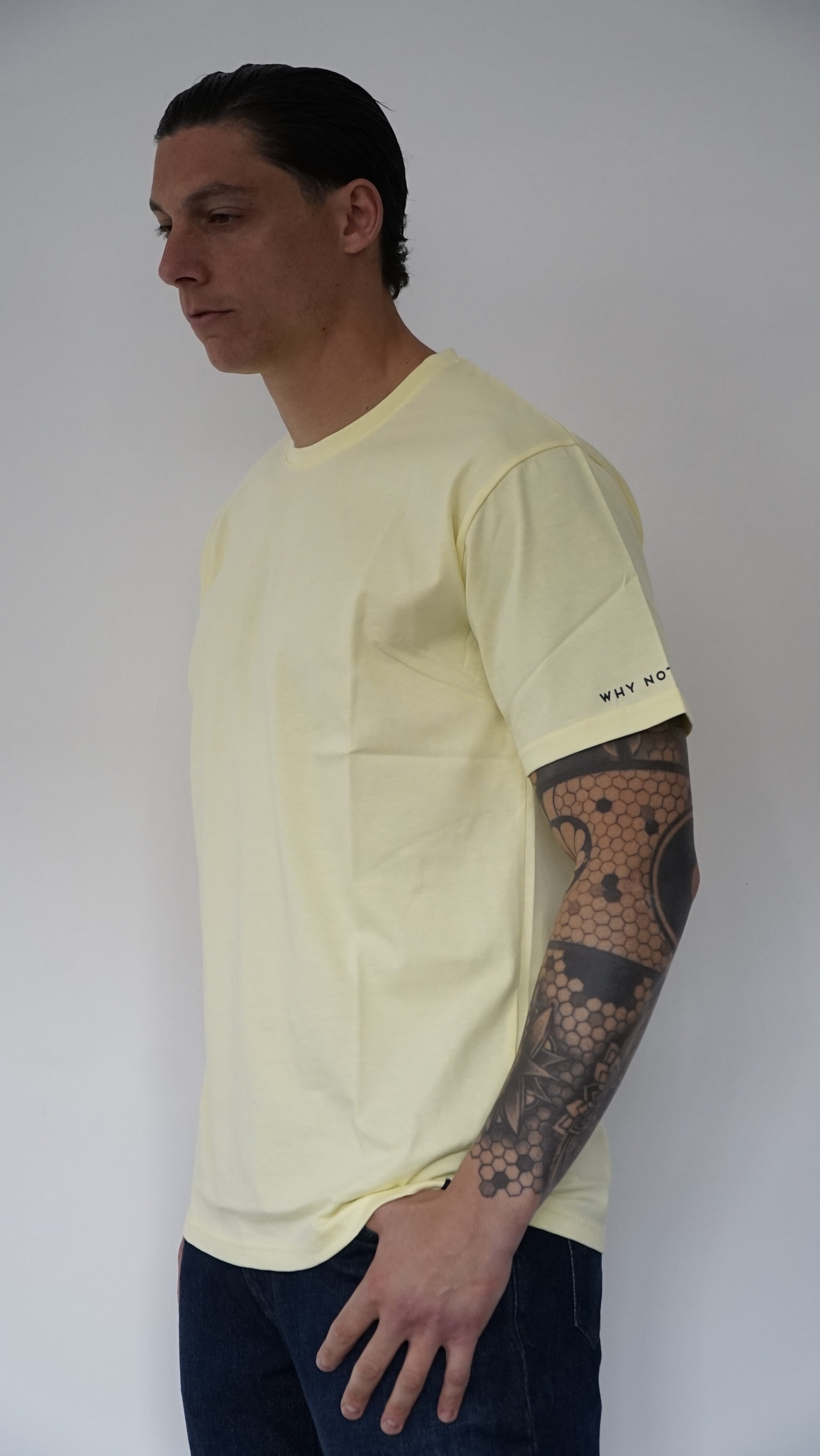 T-SHIRT CON LOGO MANICA