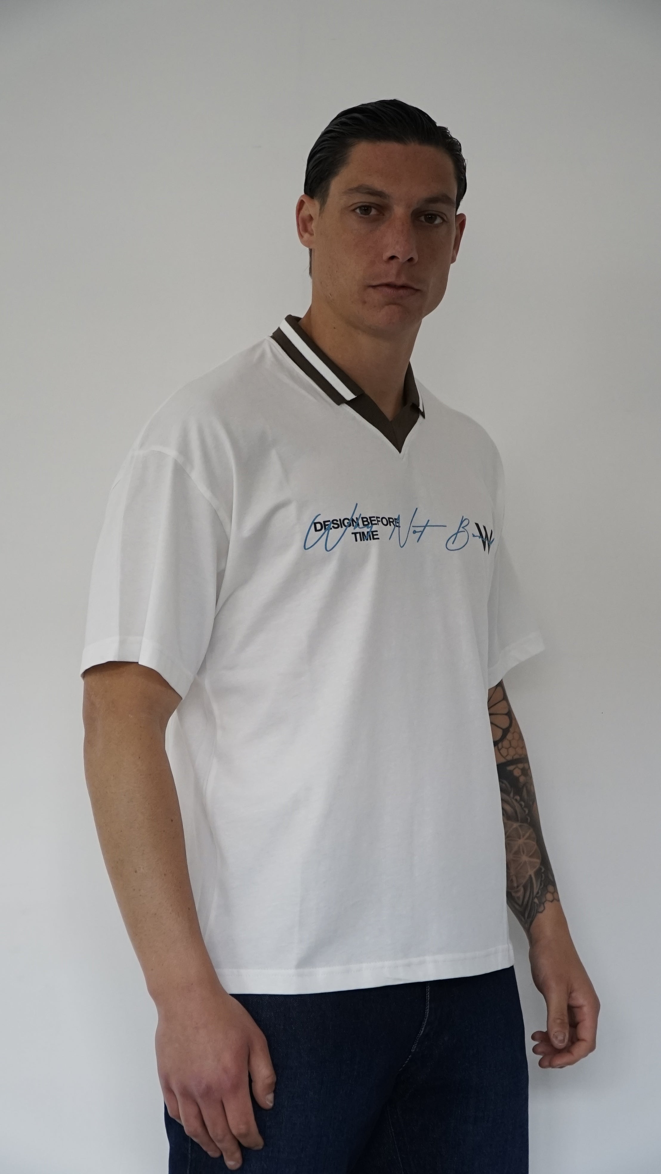 POLO CON COLLO A CONTRASTO