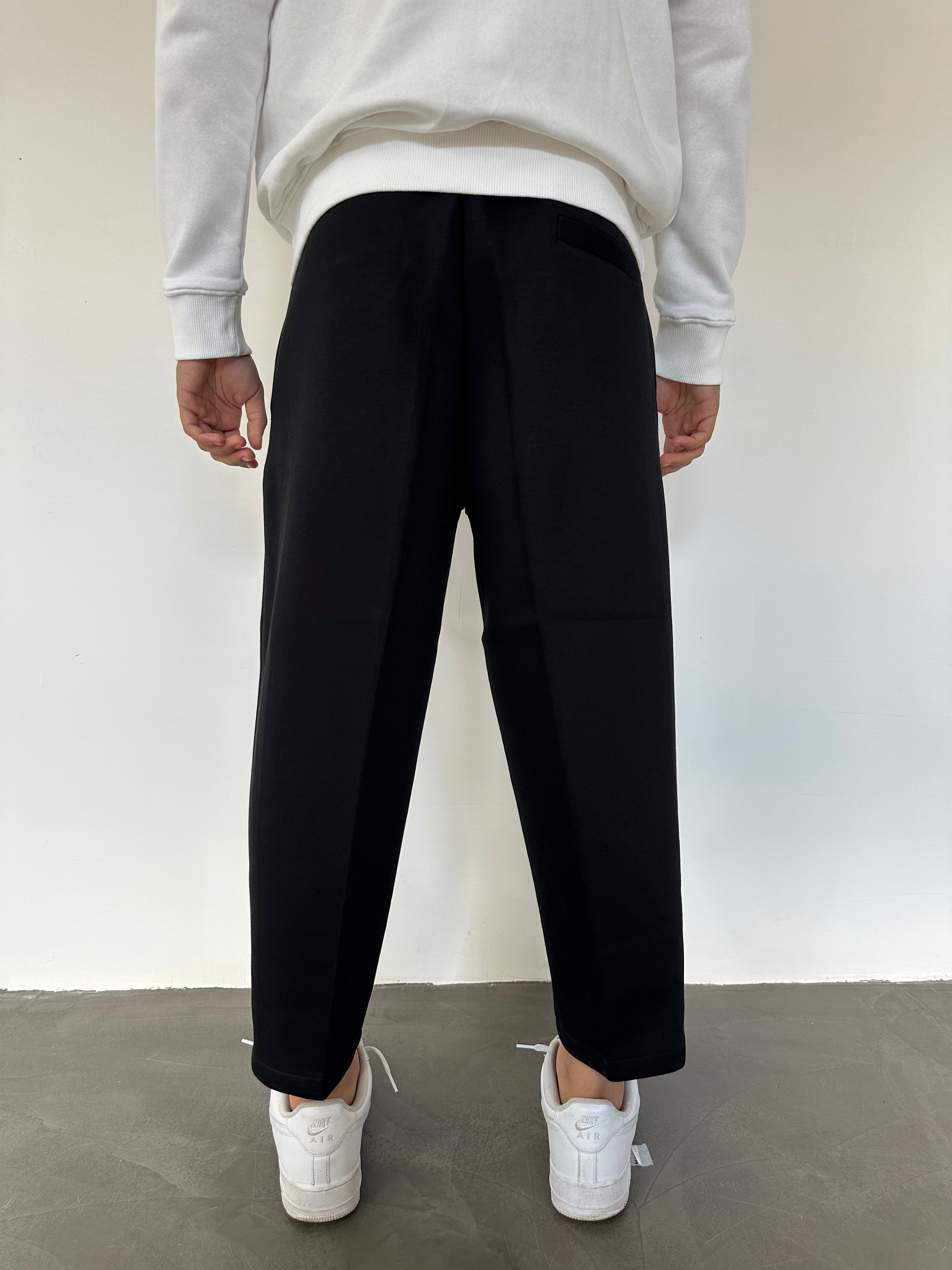 PANTALONE SCUBA IN TESSUTO TECNICO Why Not Brand NERO