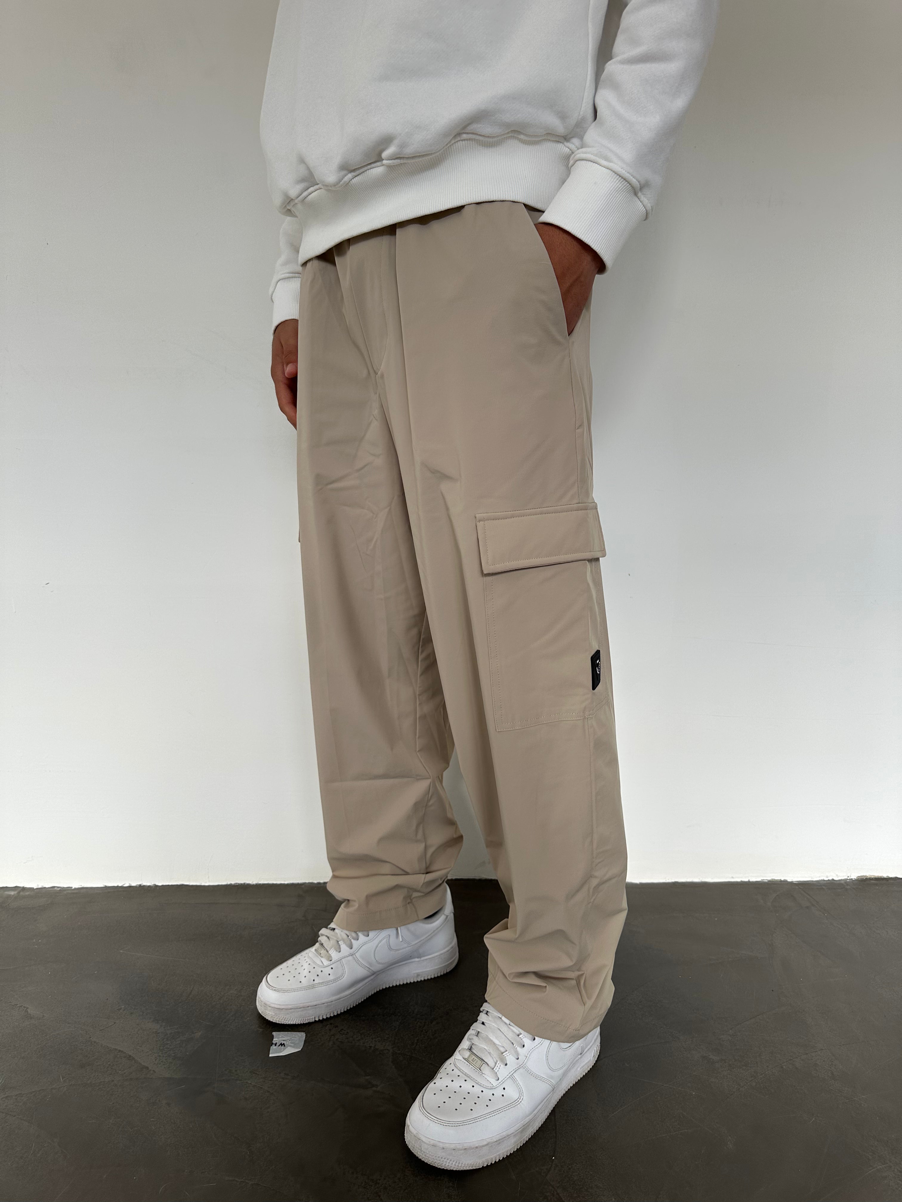 PANTALONE CON TASCONI RUBBER TESSUTO TECNICO Why Not Brand BEIGE