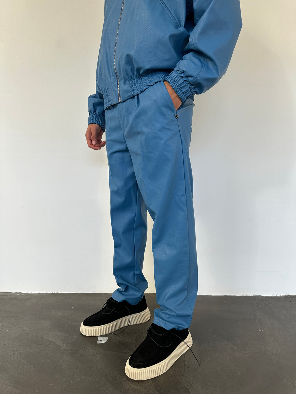 PANTALONE LEATHER BLU