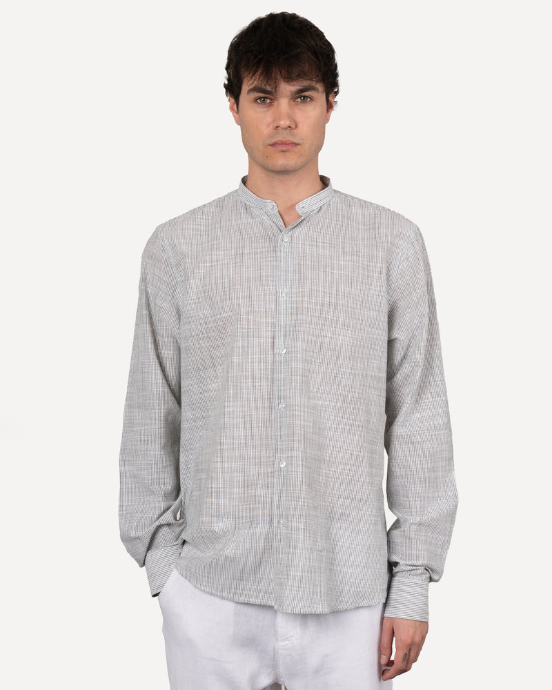 Camicia collo coreano con riga stretta