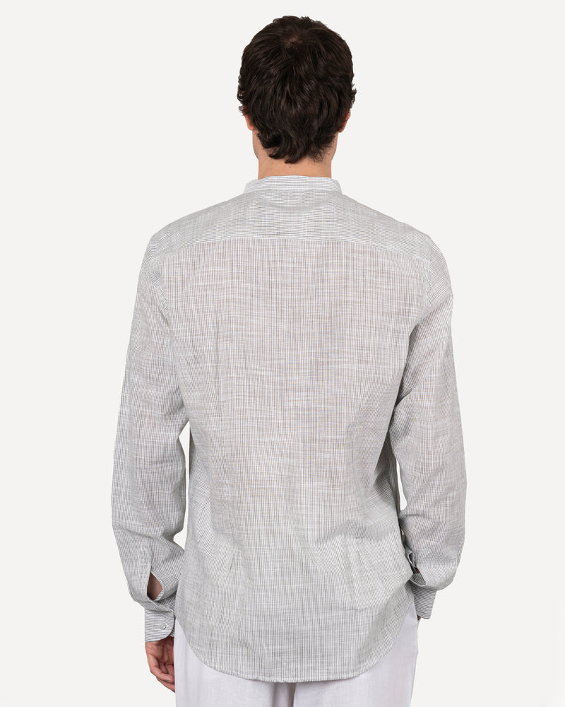 Camicia collo coreano con riga stretta