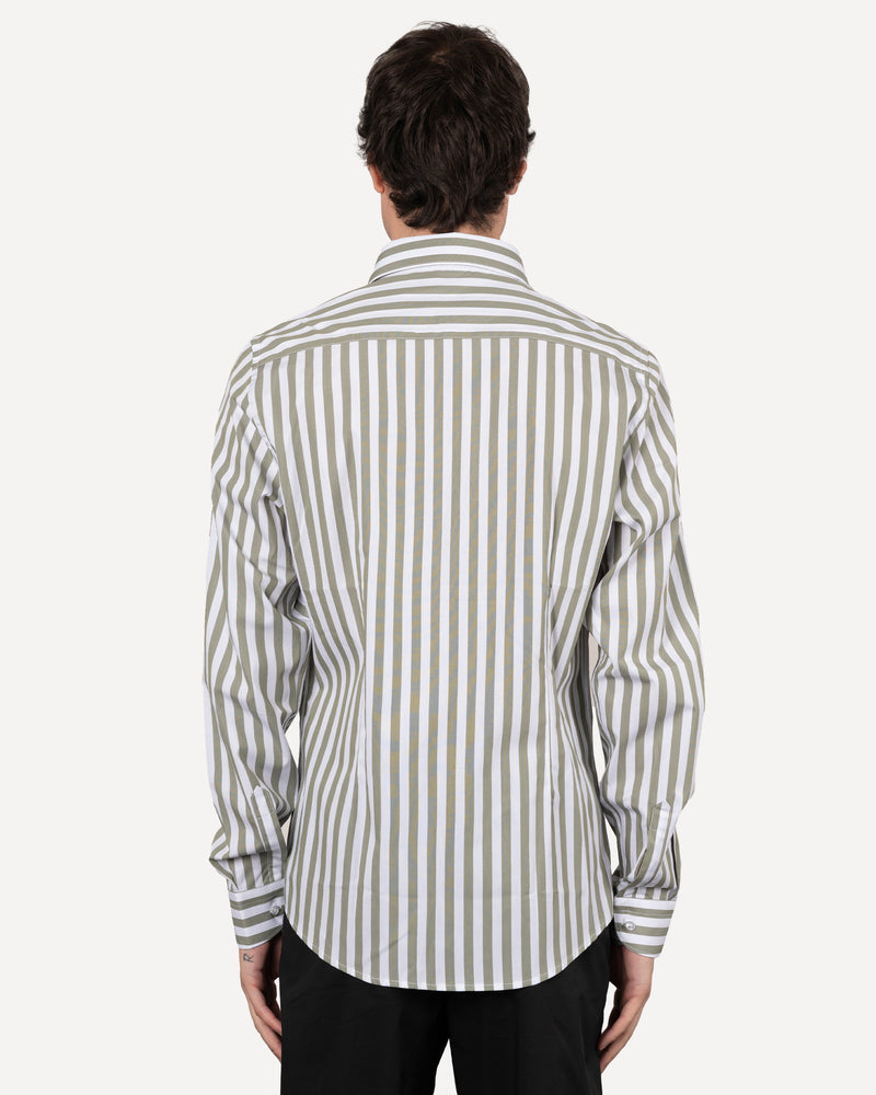 Camicia a righe larghe