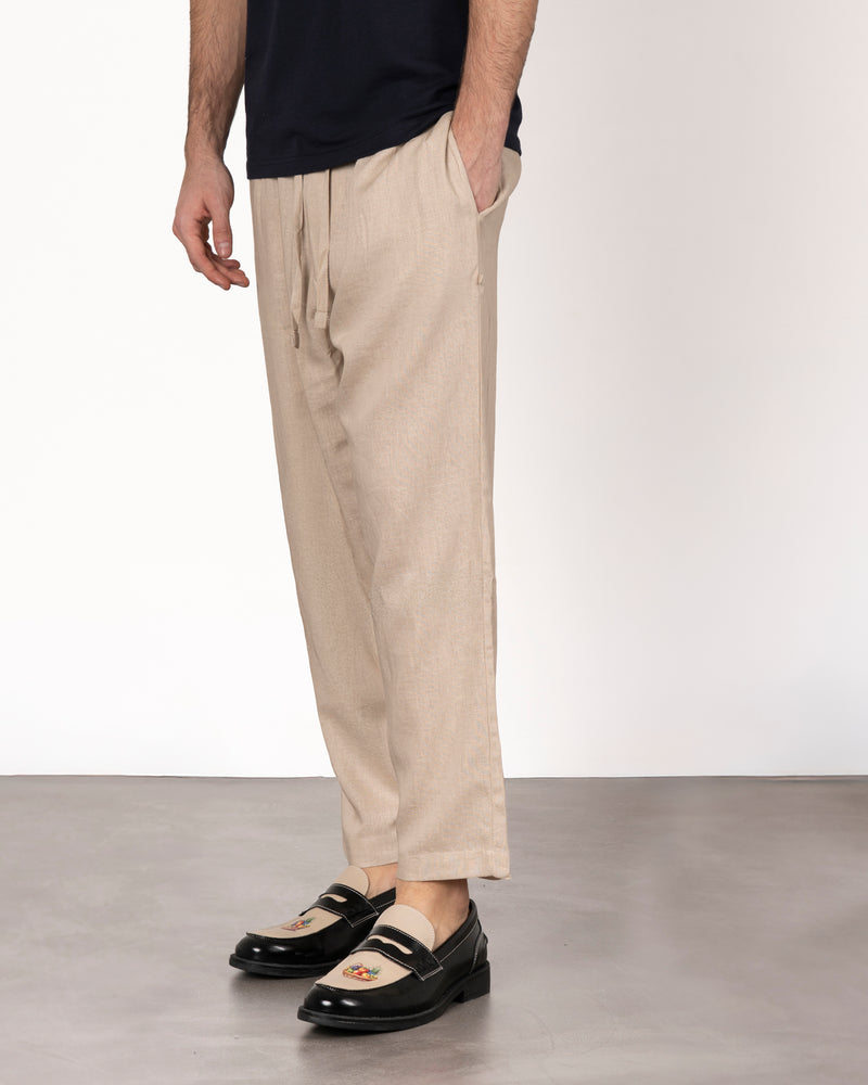 Pantalone comfort in lino con laccio